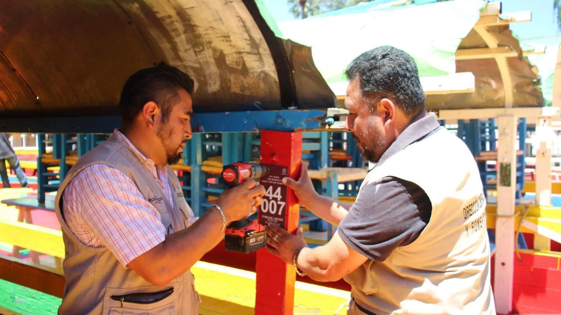 Trajineras turísticas de Xochimilco serán emplacadas